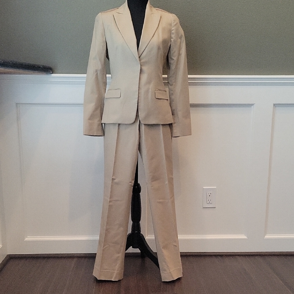 T Tahari Tan Women's Suit